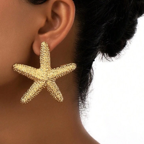 Golden Starfish Earrings - Picture 2 of 6